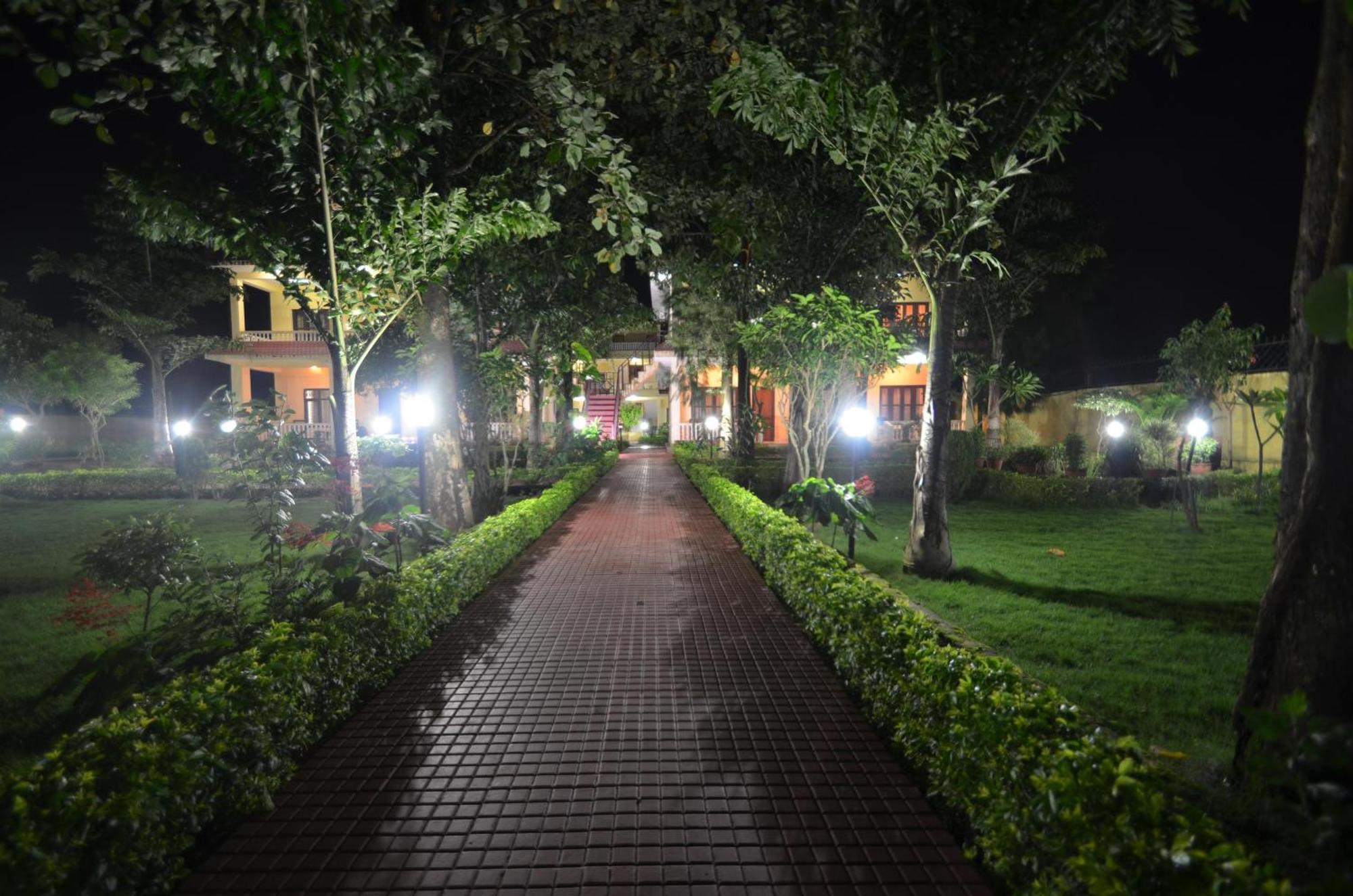 Hotel Rainforest โซราฮา ภายนอก รูปภาพ