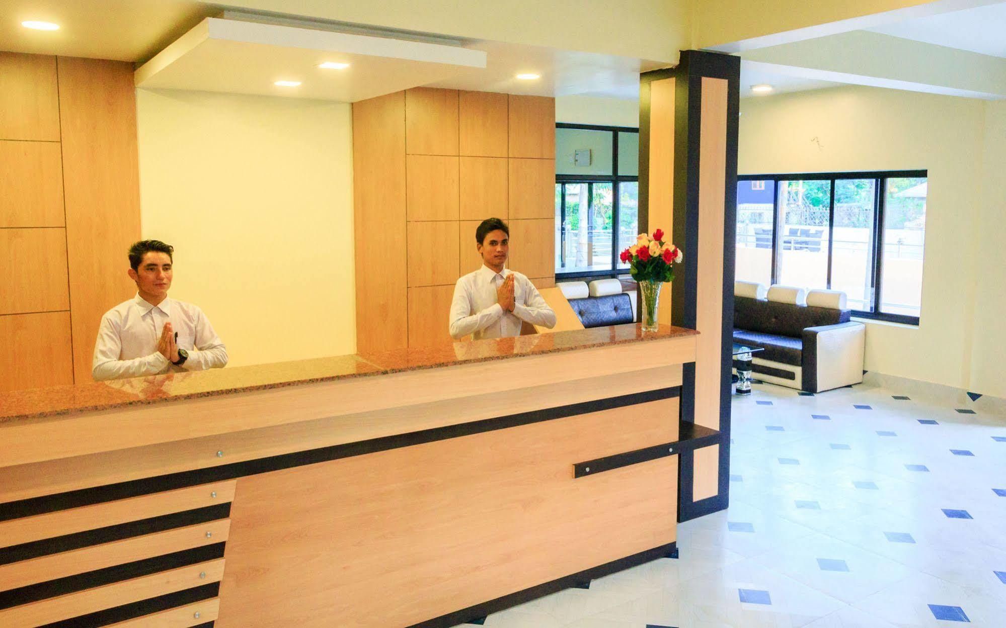 Hotel Rainforest โซราฮา ภายนอก รูปภาพ