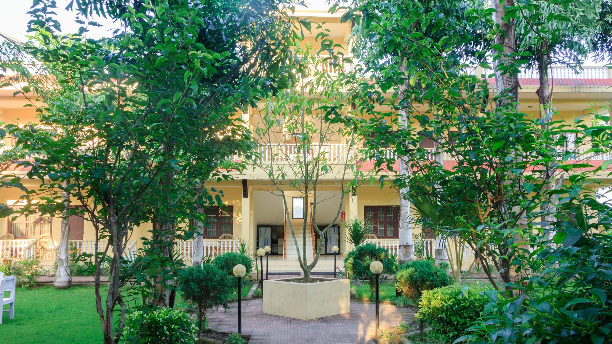 Hotel Rainforest โซราฮา ภายนอก รูปภาพ